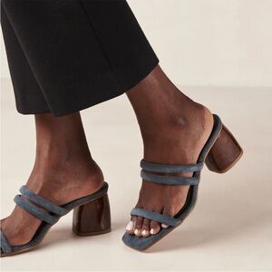 Alohas Indiana In Stormy Gray Leather Sandals Block Heels